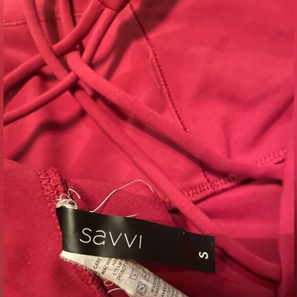 Crisscross Back Red Sports Bra - Picture 3 of 3